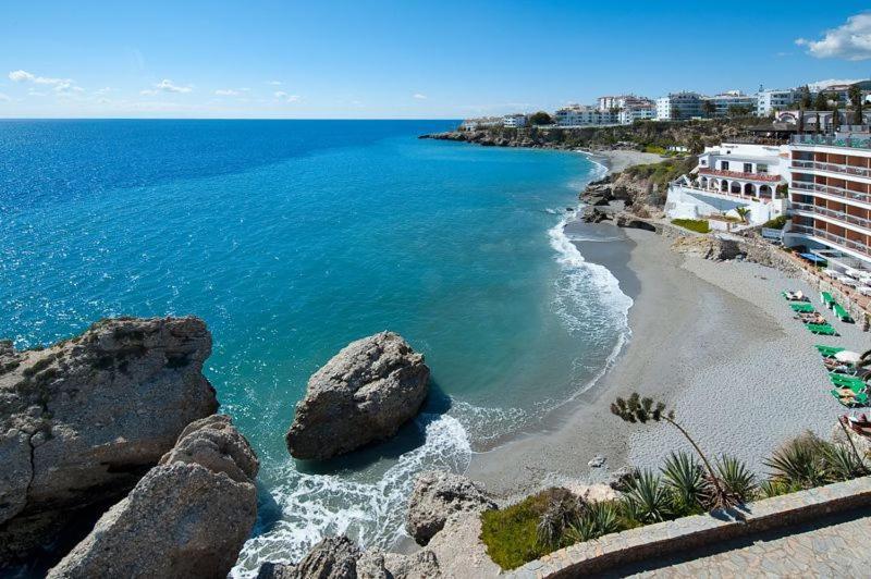 Ferienwohnung Atico Jimena Granada En El Centro De Nerja Exterior foto