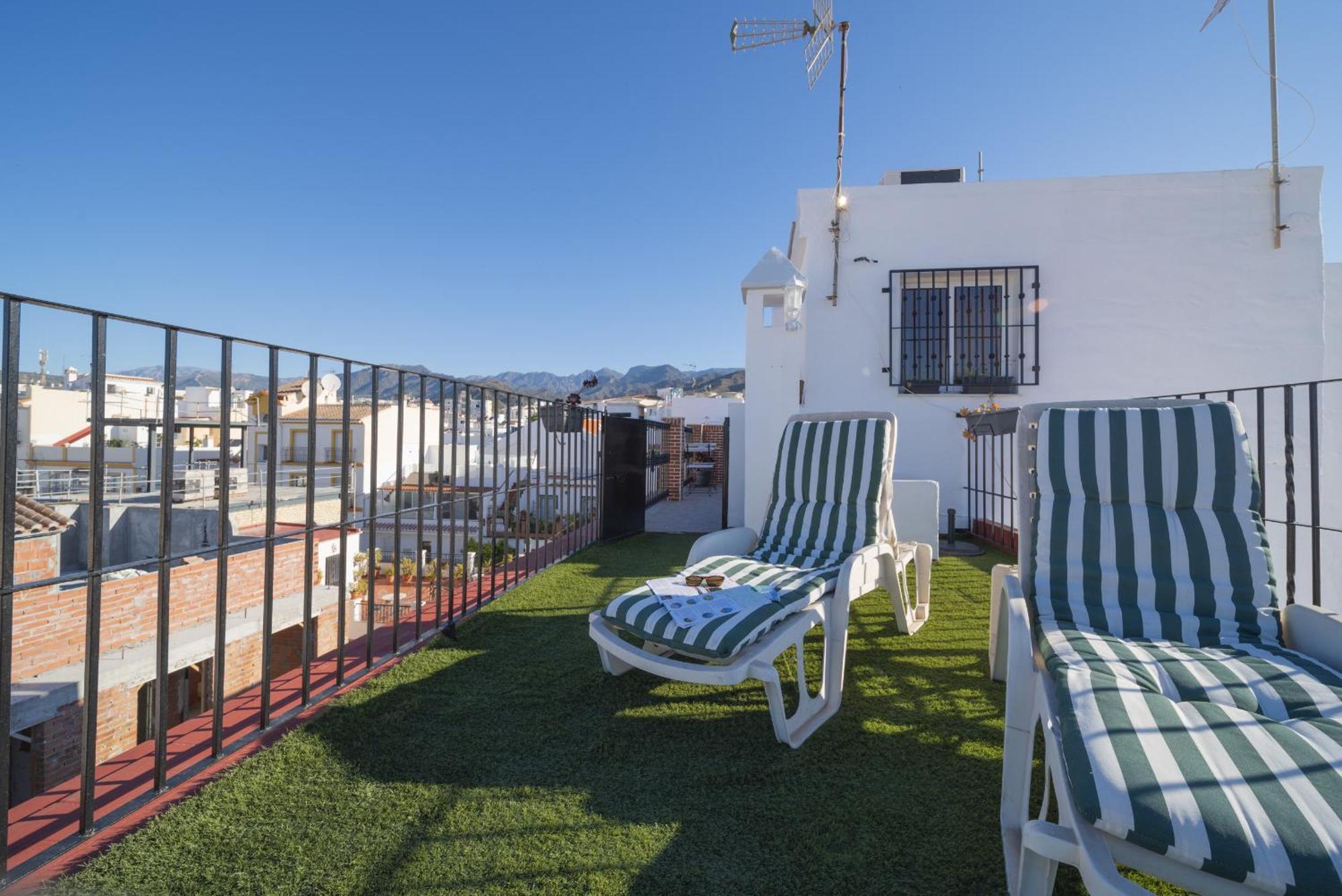 Ferienwohnung Atico Jimena Granada En El Centro De Nerja Zimmer foto