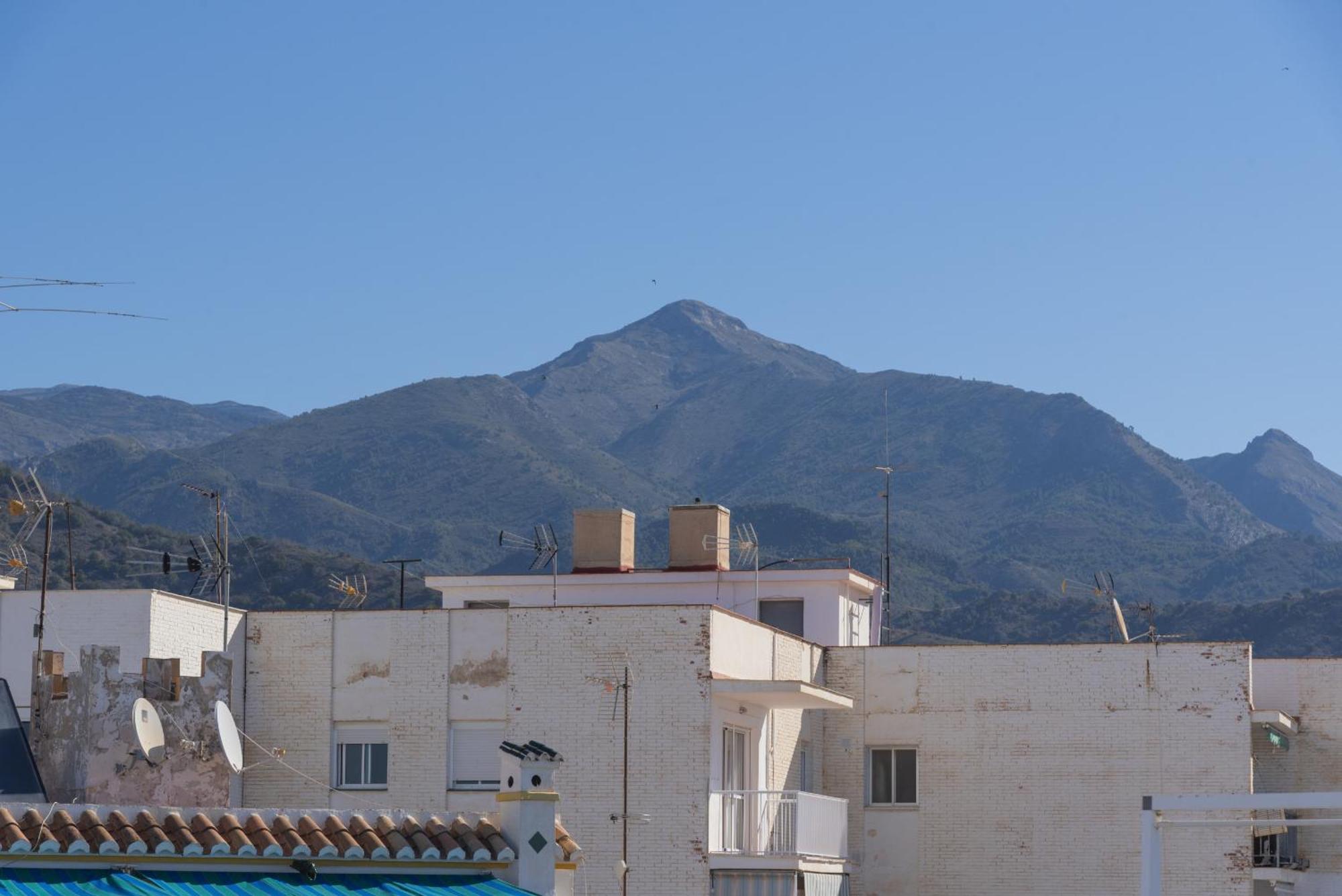 Ferienwohnung Atico Jimena Granada En El Centro De Nerja Zimmer foto